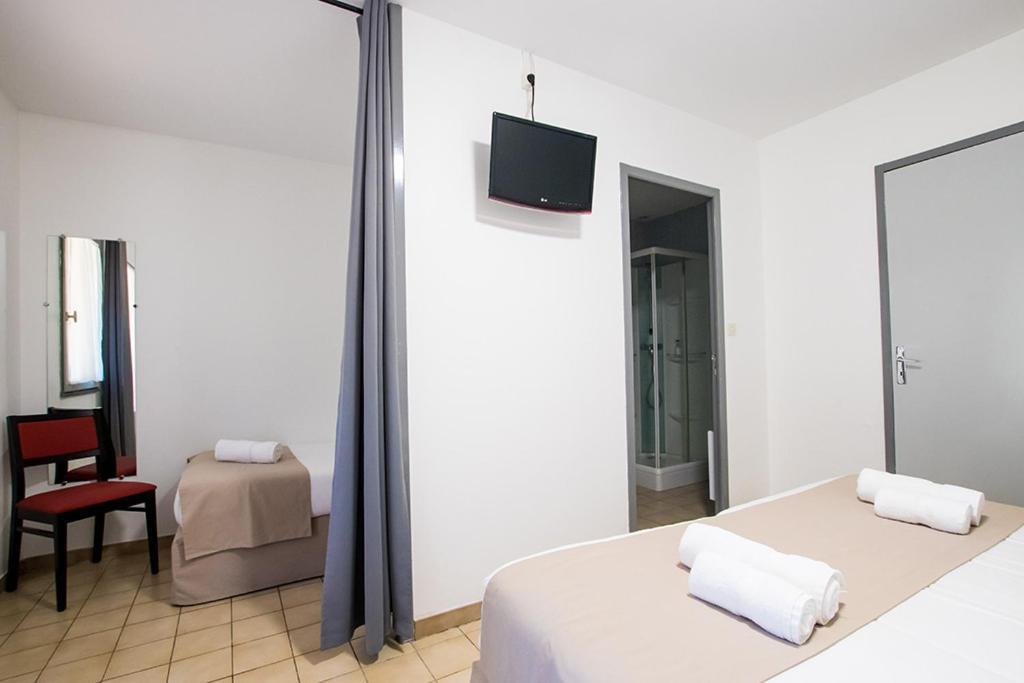 Hotel Du Cros D'Auzon Saint-Maurice-d'Ardeche Екстер'єр фото