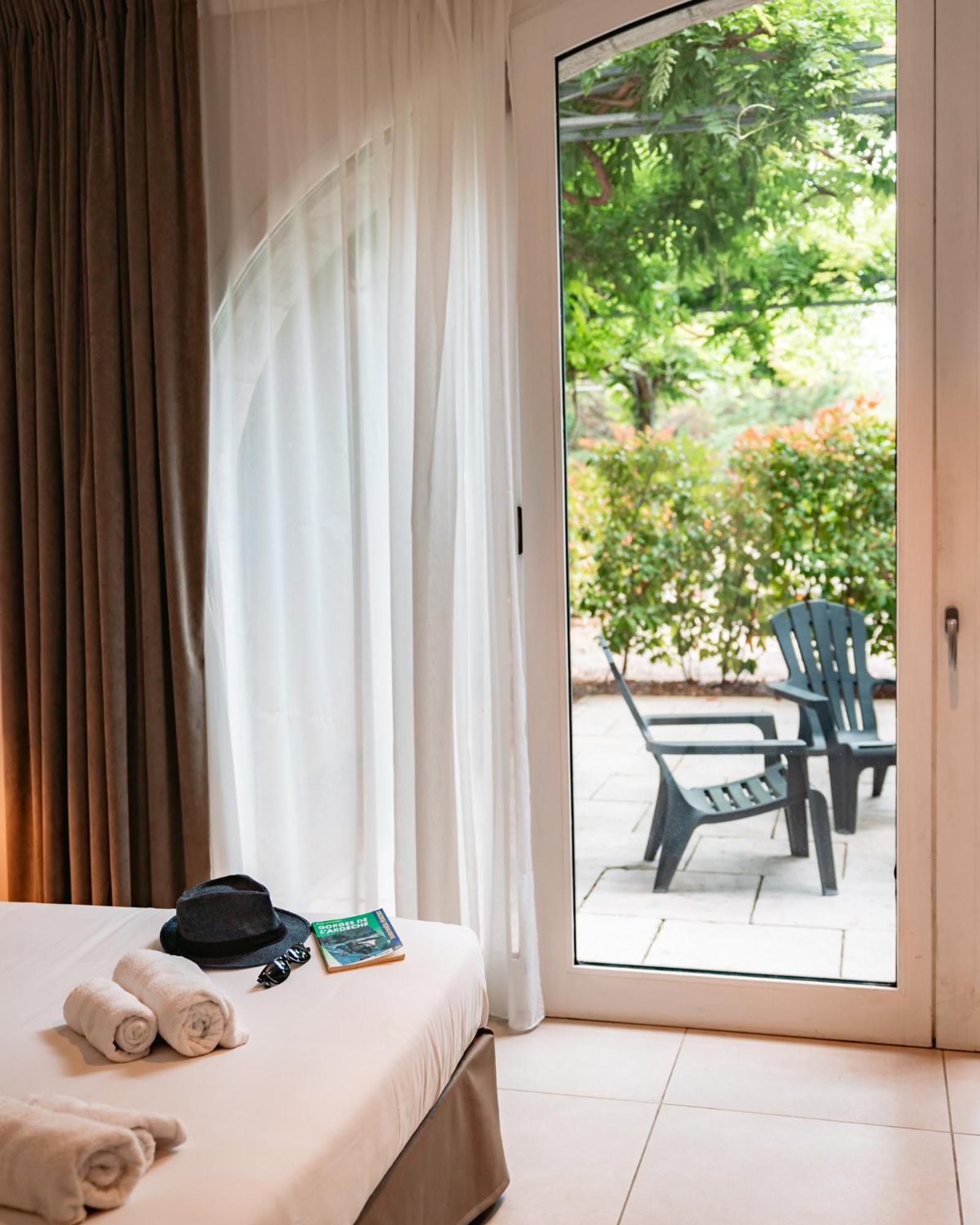 Hotel Du Cros D'Auzon Saint-Maurice-d'Ardeche Екстер'єр фото