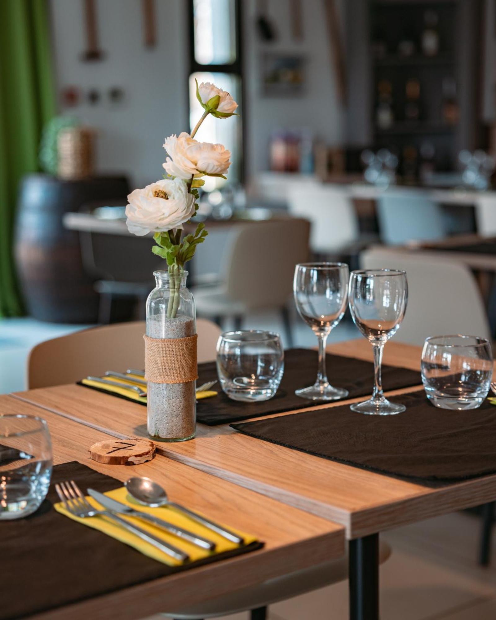 Hotel Du Cros D'Auzon Saint-Maurice-d'Ardeche Екстер'єр фото